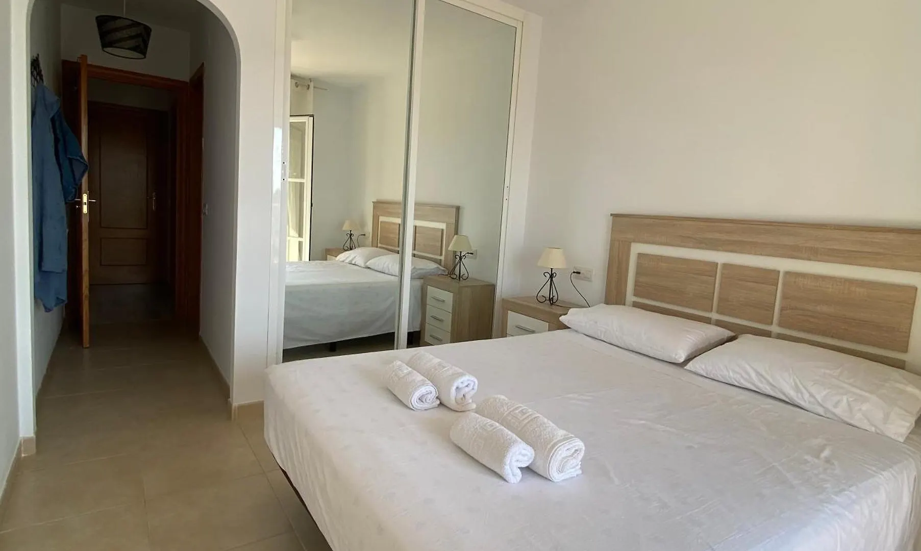Faro Mar Apartamento ميخاس كوستا 0*,  إسبانيا